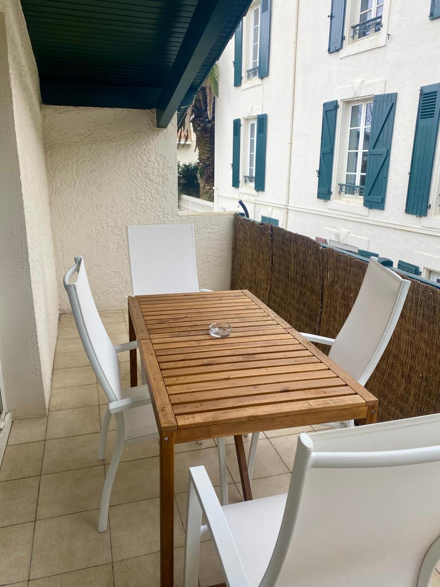 Charming 1 Bedroom Flat, Biarritz Center With Pool And Car Park Exterior foto